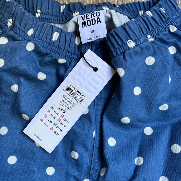 Polka Dot Print Pants - Picture 5 of 6